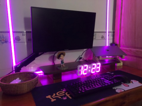 Arm rất chắc chắn, dễ lắp ráp và set up góc làm việc. Bàn làm việc của mình gọn gàng đi rất nhiều từ khi mua sản phẩm này, thậm chí còn có thể di chuyển màn hình theo ý muốn, nâng lên hạ xuống tiện lợi. Mình rất hài lòng và ưng ý khi sản phẩm đem lại giá trị hơn cả giá tiền bỏ ra. K thể k vote cho shop 5 sao.