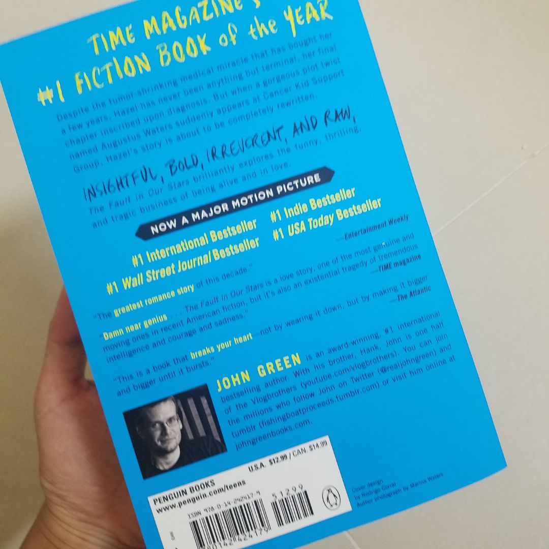 Giao hàng nhanh. Thường sách ngoại văn nhìn khá cũ và bạc màu nhưng mình thấy cuốn này mới, xịn, và không bị nhăn hay nếp gấp. Chỉ có điều là không được bọc sách, hy vọng FAHASA có thể áp dụng bọc sách trong những lần tới Giao hàng nhanh. Thường sách ngoại văn nhìn khá cũ và bạc màu nhưng mình thấy cuốn này mới, xịn, và không bị nhăn hay nếp gấp. Chỉ có điều là không được bọc sách, hy vọng FAHASA có thể áp dụng bọc sách trong những lần tới