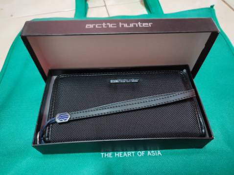 Mình mua cho ông xã , và ông xã đã rất hài lòng vì sản phẩm nhỏ vừa túi quần 😁, không bị cấn khi bỏ vô túi . Nói chung sản phẩm sử dụng tốt Mình mua cho ông xã , và ông xã đã rất hài lòng vì sản phẩm nhỏ vừa túi quần 😁, không bị cấn khi bỏ vô túi . Nói chung sản phẩm sử dụng tốt