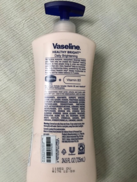 Đóng gói kỹ, thoa lên mau khô, ko bị nhờn, mùi thơm dịu. Mình mới mua ,Hiệu quả lâu dài ntn thì chưa biết.