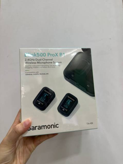 Micro ProX b1 thu âm 1 người khá tốt, còn có hộp sạc tiện dụng. Dùng cho máy ảnh quá xịn nhé