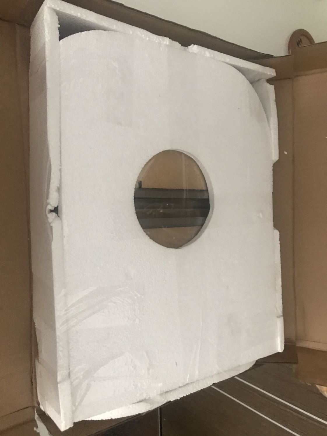 Tuyệt vời, đóng gói rất cẩn thận, nhận đủ khung tranh như hình.