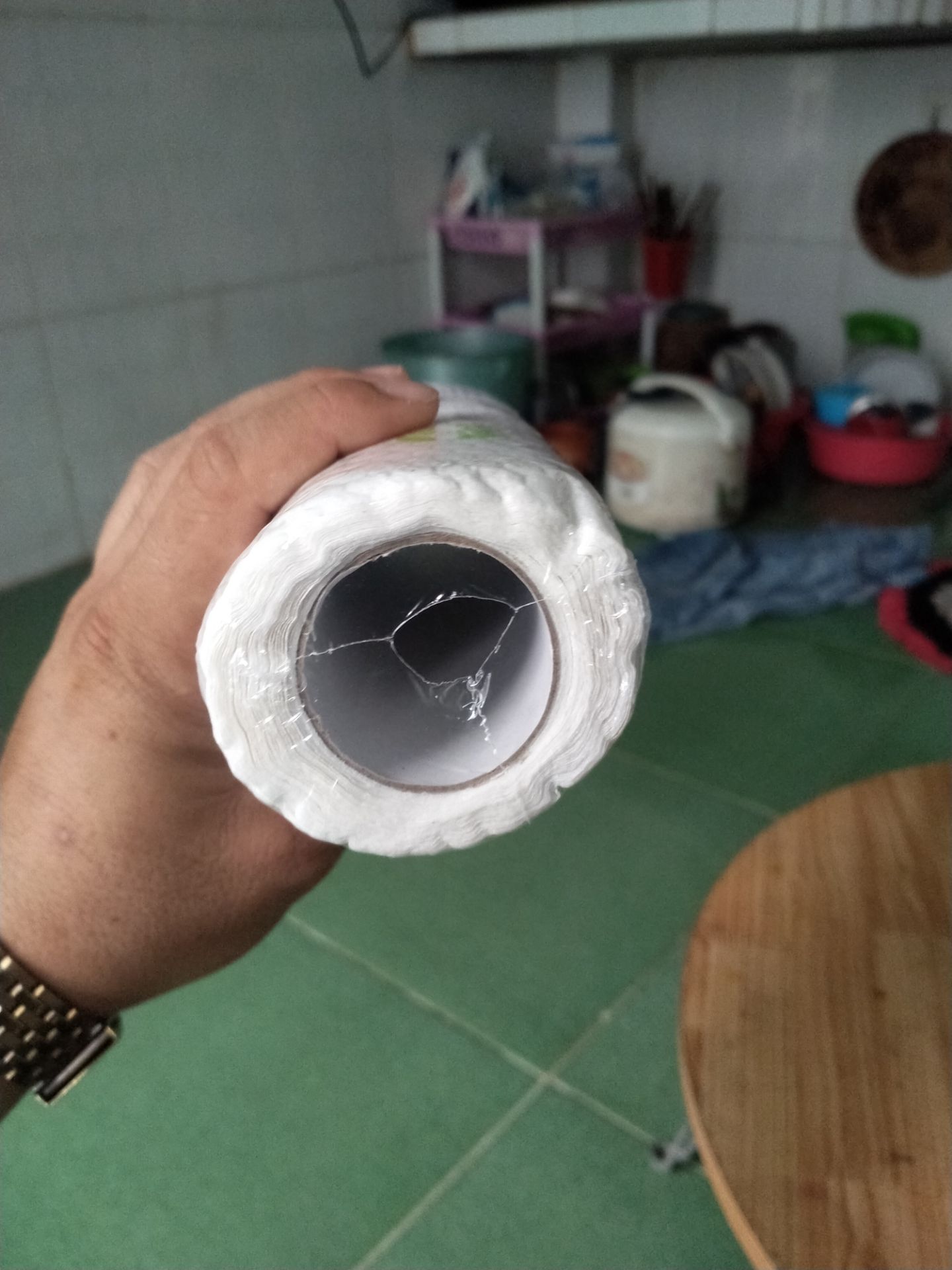 trên hình thì nhìn quận giấy to, thực tế thì bé xíu trên hình thì nhìn quận giấy to, thực tế thì bé xíu