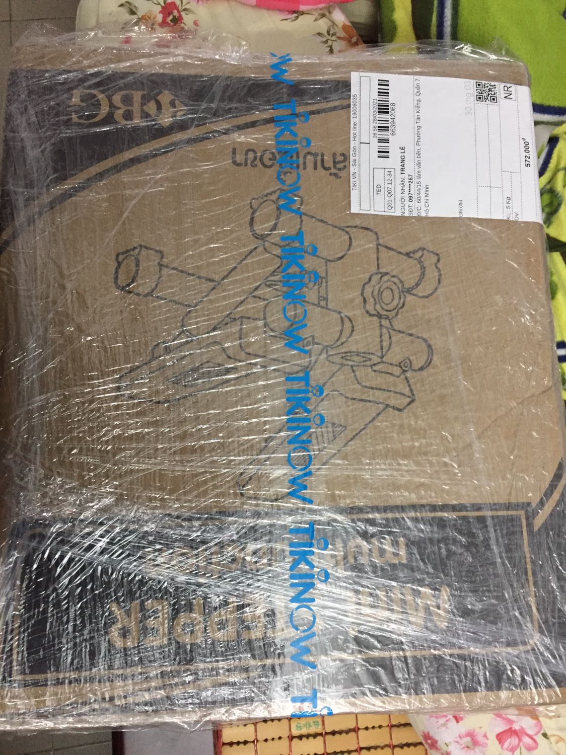 Đóng gói hàng cẩn thận. Máy xài tốt, khá mệt. Có cái đồng hồ hơi kì cục. Chắc hết pin. Thoi kệ cũng k cần đồng hồ đó, coi bằng smartwatch cũng được.