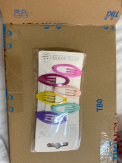 Giao ngẫu nhiên nên shop đúng giao ngẫu nhiên thiệt :(() không đẹp