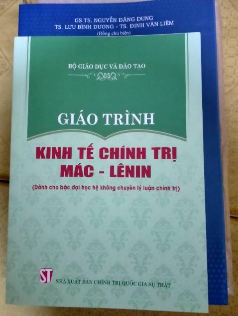 Sách được in ấn rõ nét, thông tin ngắn gọn và dễ hiểu.