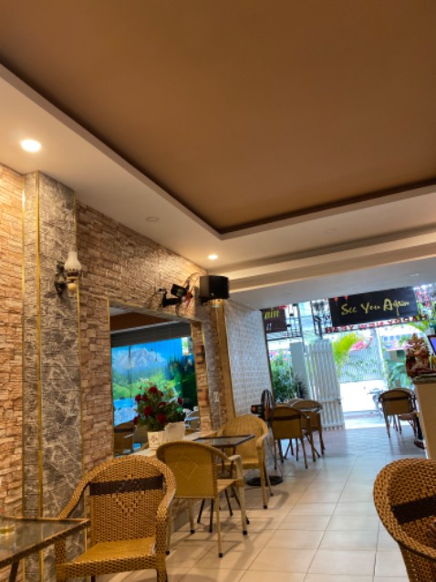 Độ hoàn thiện sp khá tốt, tuy nhiên mình mua nhầm cổng nguồn, mình cần cổng microusb cơ. Ko đọc kĩ thông số nên đã cắm nhầm và làm cháy 1 camera 5v