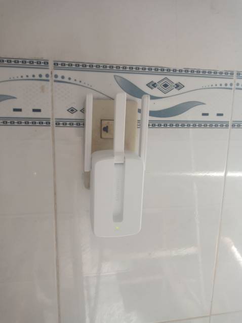 Sau vài tiếng dùng thì mình cảm thấy sản phẩm bắt wifi rất là tốt luôn. Những wifi ở xa cũng bắt được. Nhưng vì để tối ưu đường truyền nên mình chỉ bắt những sóng wifi ở gần để đạt hiệu quả tốt nhất. Sản phẩm thích hợp cho những ai mà gia đình chưa có điều kiện gắn wifi hoặc không có nhu cầu sử dụng wifi trong thời gian dài.