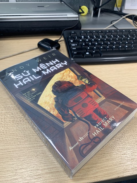 Sách đẹp đóng gói gọn, tiki 2h siêu tốc