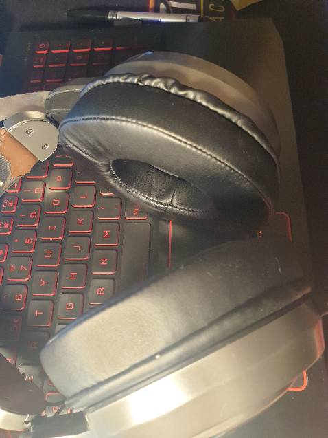 Mẫu ốp tai nghe rất êm nha, chúc shop luôn có những sản phẩm chất lượng mang đến cho người dùng có những trải nghiệm thật tuyệt vời Mẫu ốp tai nghe rất êm nha, chúc shop luôn có những sản phẩm chất lượng mang đến cho người dùng có những trải nghiệm thật tuyệt vời