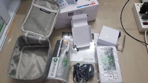 Dễ đọc, dễ sử dụng, giá tạm được, chất lượng và độ bển cần đánh giá sau thời gian sử dụng