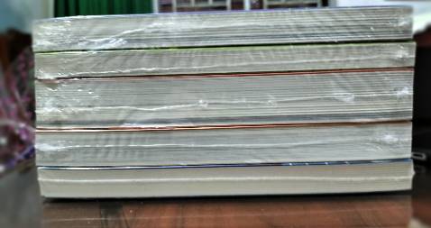 Mình biết bộ sách này thông qua một tác giả khá nổi tiếng ở Việt Nam. Tuy nhiên, một số bình luận tiêu cực của người dùng trên Tiki về bộ sách này khiến mình hơi hoang mang trước khi quyết định đặt mua.
Mình không có nhiều kiến thức về y khoa nên việc mua thêm sách về lĩnh vực này khiến mình có nhiều hứng thú. Thêm sách là thêm kiến thức nên mình đã không ngần ngại đặt mua để trang bị thêm kiến thức cho bản thân.
Dù ít dù nhiều, chắc chắn bộ sách này cũng sẽ cung cấp các thông tin hữu ích cho người đọc.
Mình hài lòng về Tiki khi giao hàng rất nhanh (trong vòng 1 ngày là đã có hàng). Hàng về rất sạch sẽ, seal sách còn nguyên vẹn.
Giá khi mua trọn bộ (6 cuốn) là khá cao nhưng tiền nào thì của đó, mình tin tưởng rằng giá trị mà bộ sách này mang lại cho người đọc là không hề nhỏ.
Sách do nhà xuất bản in sắc nét, trình bày bìa màu đẹp mắt.
Chấm 9/10 về phần [giao hàng/đóng gói/in ấn/seal sách].
Nên mua bộ này trên Tiki hơn là mua ngoài thị trường vì giá trên Tiki rẻ hơn và chất lượng sách thì lại rất tốt.