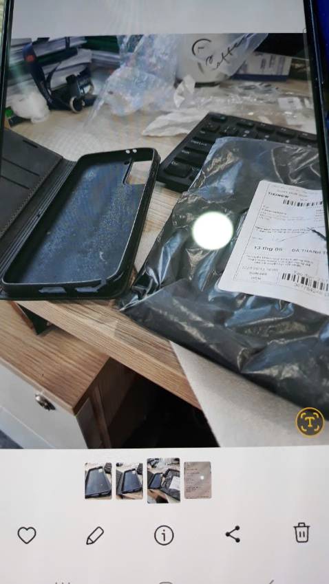 chất lượng rất tệ, bị nứt, bể, hàng chất lượng rất kém, ko phải chính hãng