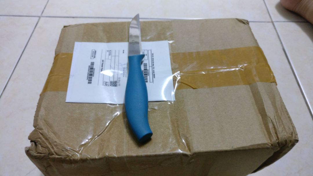 Hàng giao nhanh, đóng gói cẩn thận, giúp bạn khôi di chuyển trong mùa Covid. SP có hạn sử dụng lâu, shop nên in tờ giới thiệu/hướng dẫn sử dụng để khách hàng biết cách sử dụng