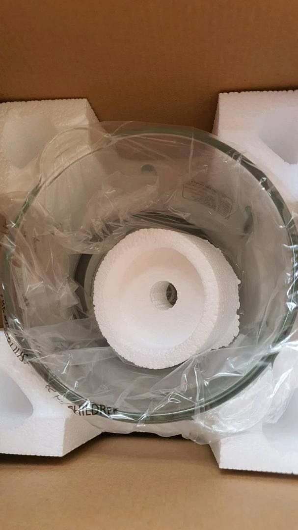 Đóng gói cẩn thận, đúng
sản phẩm. Bảo hành được tới 2 năm, Shop tư vấn nhiệt tình. Cối xay nhìn trong ảnh tưởng nhỏ nhưng ngoài to, nặng rất chắc chắn ý. xay hành, tỏi, ớt, thịt đều ok, dùng rất thích cảm ơn shop.