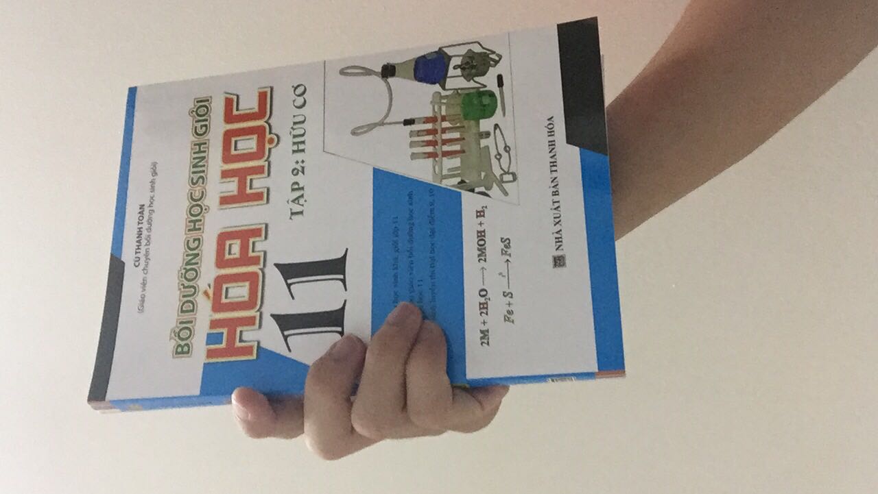 Tiki ship hàng nhanh, đúng hẹn, sách đẹp, không quăn góc...