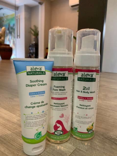 Mua 1 lần 5 sp nhưng sản phẩm nào cũng ok, đọc thành phần thì đều tự nhiên nên khá là ưng. Mùi hương dễ chịu, sau khi dùng đỡ ngứa hơn hẳn.