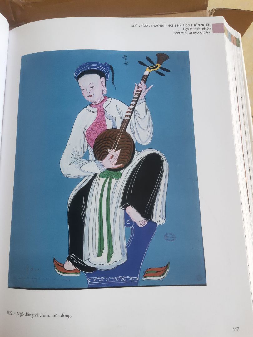 Sách có giá trị, tuy nhiên, đóng gói không có bọc chống sốc, bỏ sách vào họp rồi thôi, bị móp bìa góc.