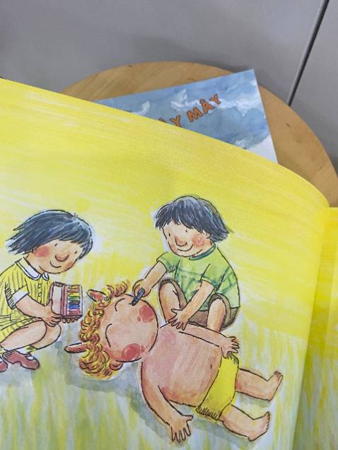 Sách in đẹp, giá cả hợp lý, giao hàng nhanh. Cho shop 5 sao.