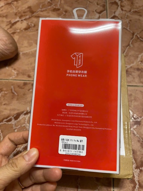 Giao hàng giả. *** đảo. Treo đầu dê bán thịt ***