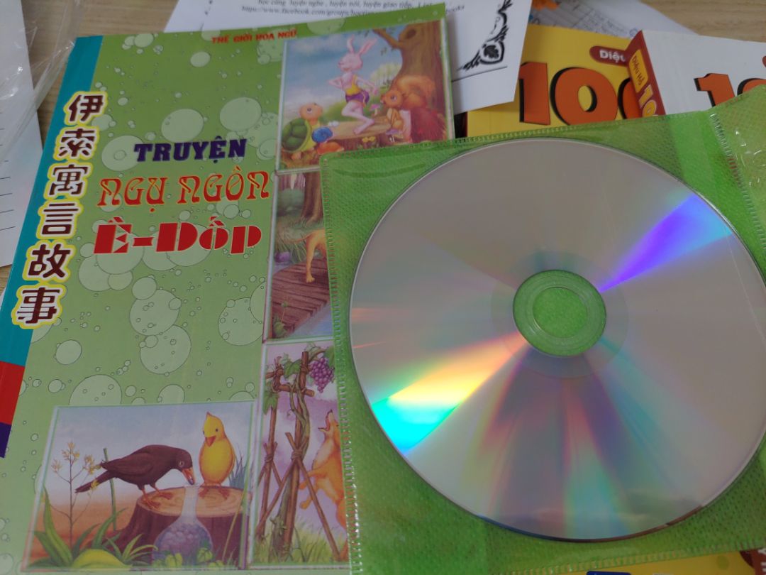 shop rất dễ thương. mua sách còn được tặng ngụ ngôn tiếng trung và cd