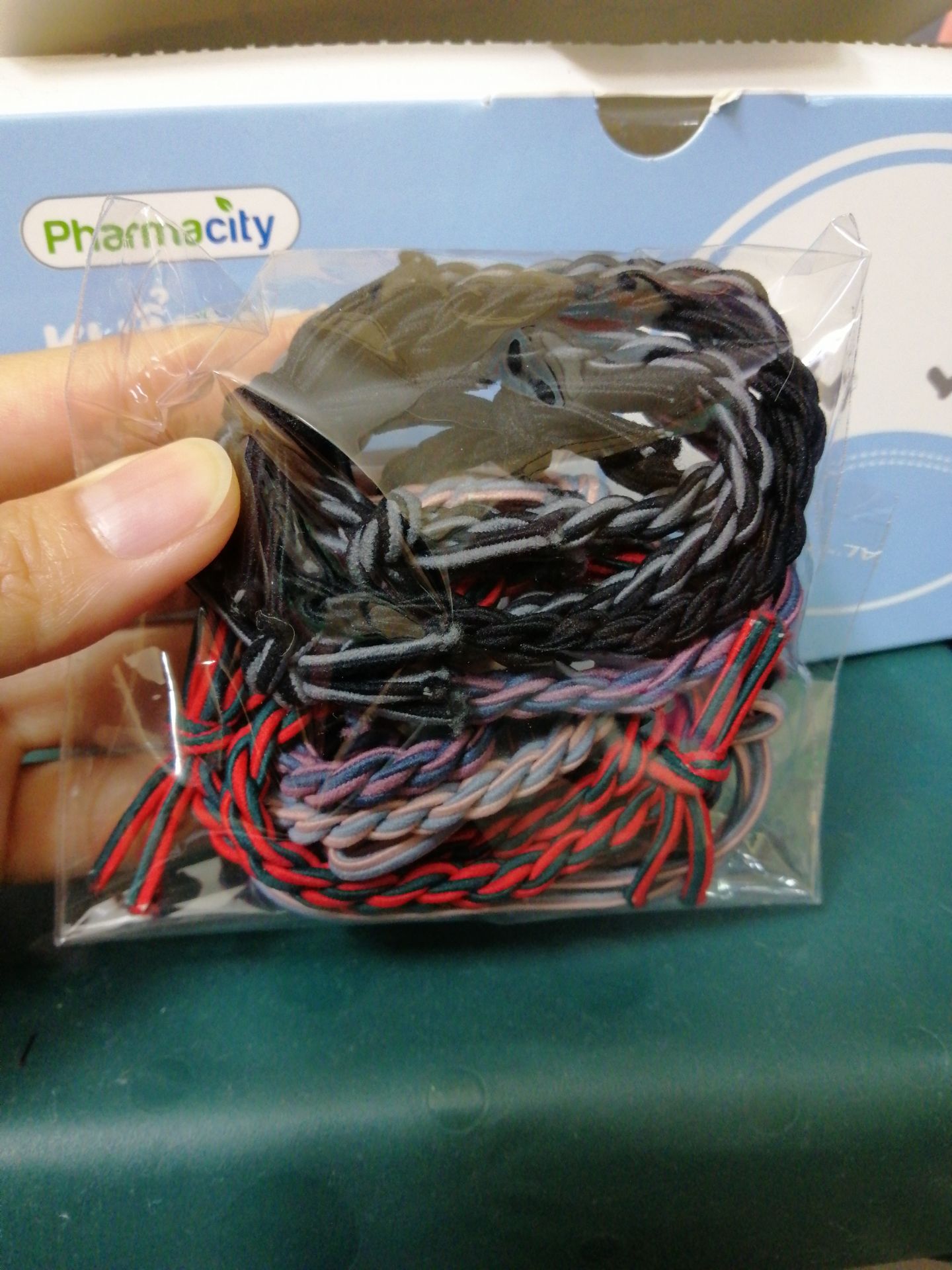 thun chắc, màu sắc hài hòa hơi tối 1 chút nhưng đẹp.