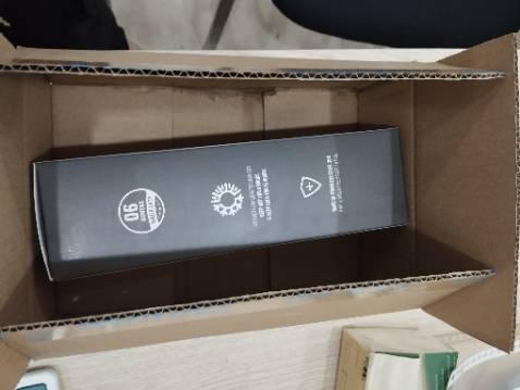 Giao hàng nhanh, đóng gói cẩn thận. Sản phẩm đẹp đúng chủng loại.