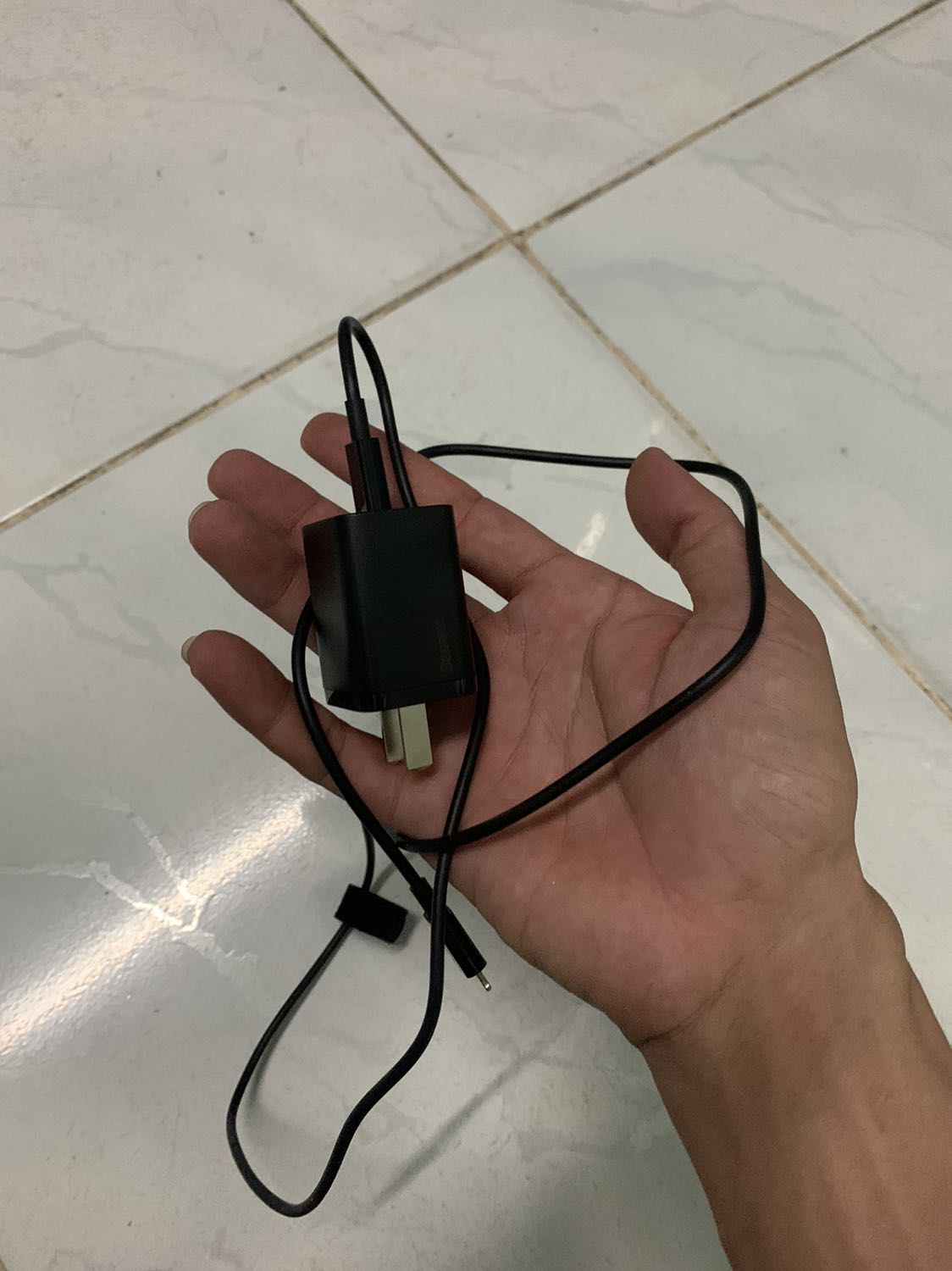 Tốt sạc nhanh. Hàng chất lượng có điều k dc tiki hoàn 50k tiki xu.