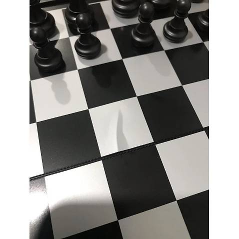 Tổng quan nhìn đẹp , quân cờ đúng chuẩn học sinh . Các bame mua về cho con học được