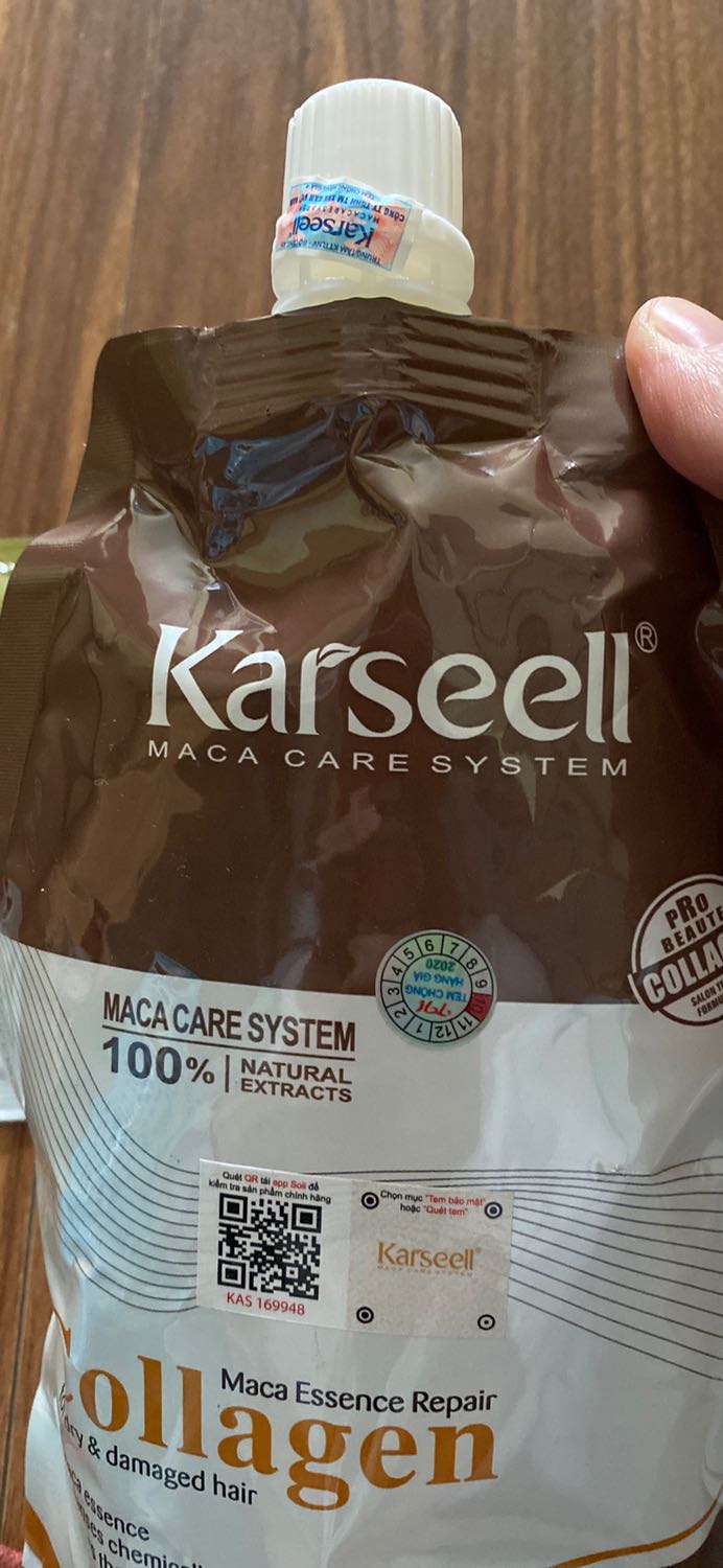 Tiki giao nhanh, hàng giống gói mình mua ở cửa hàng làm tóc nhưng mà rẻ hơn nhiều, mình chưa bóc ra dùng thử nhưng thấy có tem chống hàng giả đàng hoàng, hi vọng là hàng đúng, chất lượng tốt