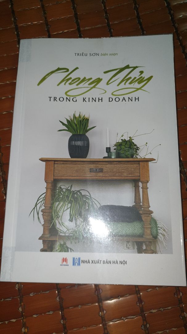 sach viet hay,bìa mem,nhung chat lieu giay ko tot lam,có hình ảnh minh họa.nen mua sach