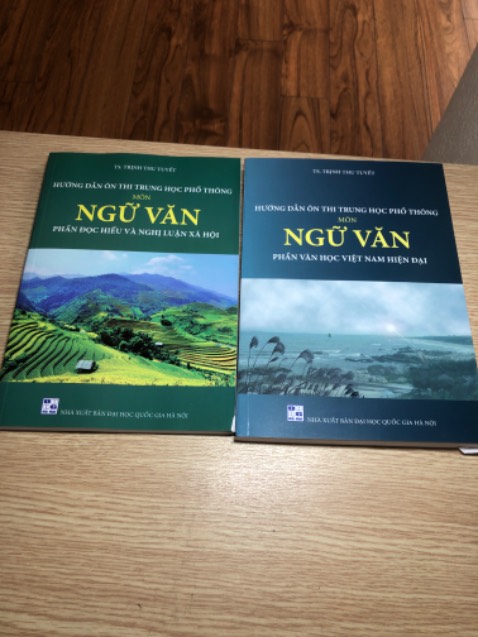 sách mới, một quyển bị lỗi 1 trang, bọc sách kín như bí mật quốc gia, giao đúng thời gian
