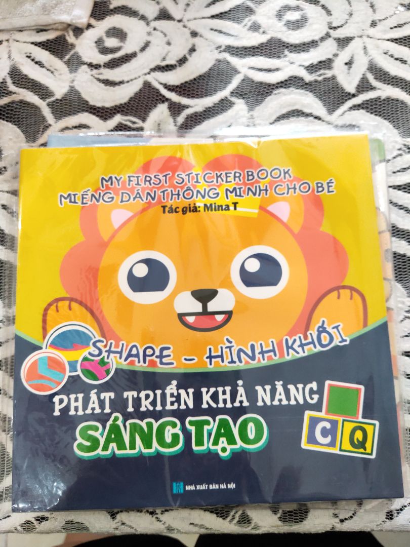 sách đẹp, màu sách phong phú, hợp lứa tuổi, giá rẻ, ship nhanh, sẽ ủng hộ shop lần sau