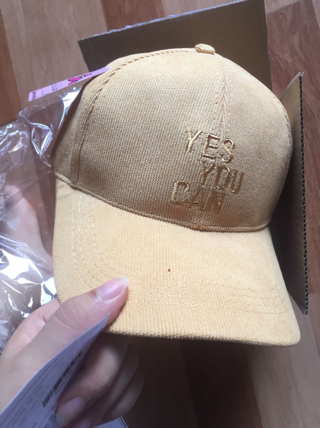 Chất lượng oklaaan lắm nha mn ạ. Shop giao hơi lâu chút nhưng mà chất lượng 10đ luôn nha ??