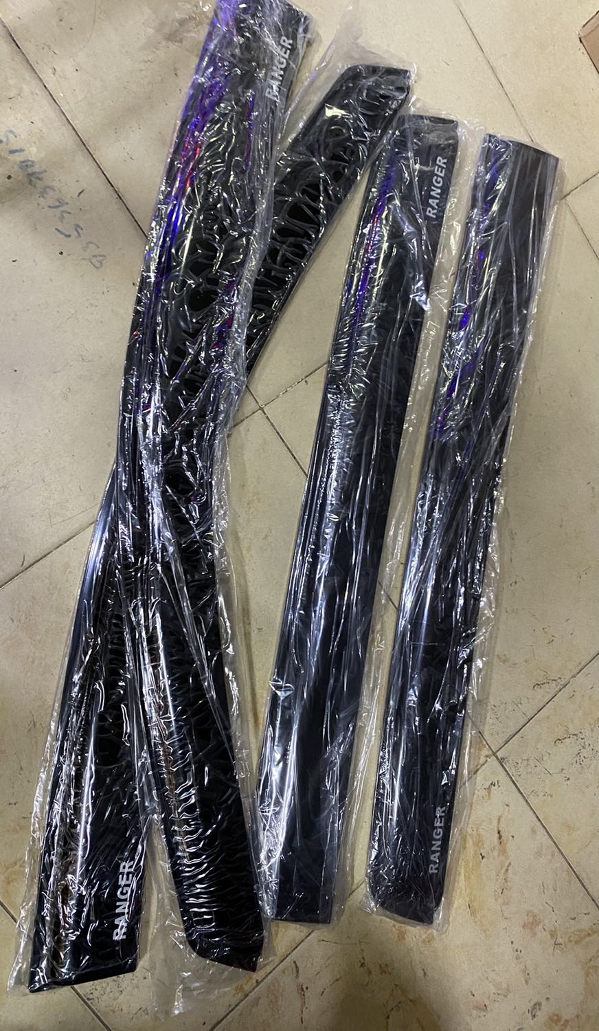 Đặt hàng xong về... quá thất vọng. Kiểu như shop đăng hình *** á.