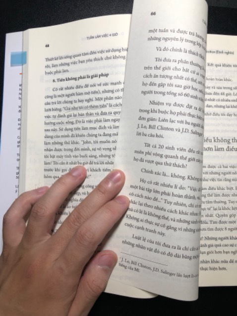 Sách hơn 300 trang thì ăn bớt 20 chục trang từ 48 nhảy qua 66 luôn. Quá không hài lòng