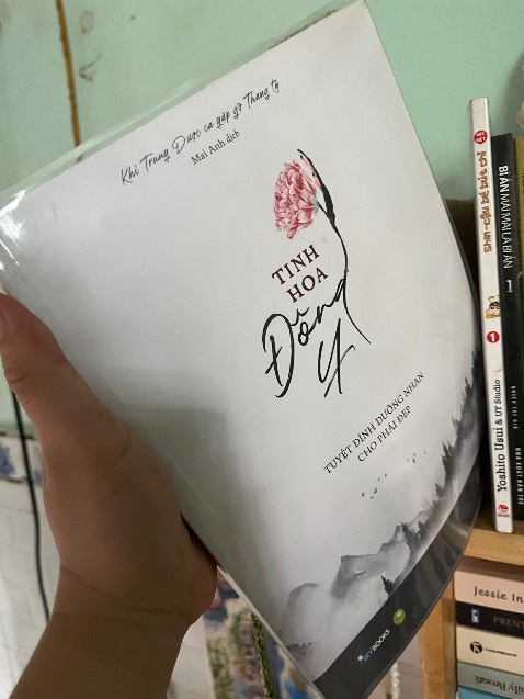 Sách có nhiều công thức canh đông y khá hay, mình chưa thực hành nhưng sẽ cố gắng nấu