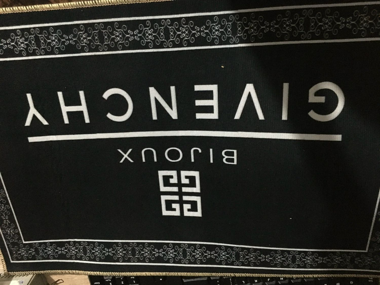 giao hàng sai cả 2 sp, thu hồi hàng
giúp c, tks