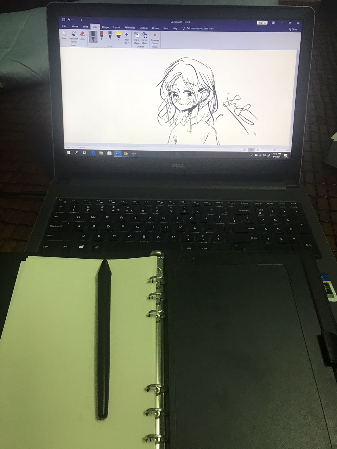 M5 dùng rất tốt so với giá, cài đặt nhanh và đơn giản, dễ sử dụng. Nhỏ gọn và bút viết rất mượt. Thầy cô dạy online nên mua nhé!