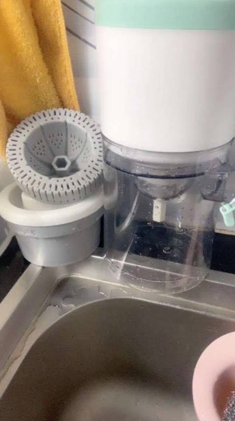 Giao hàng nhanh, đóng gói cẩn thận, máy to, cứng cáp, dễ vệ sinh, dễ sử dụng với 1 nốt bấm, shop tư vấn nhiệt tình, sẽ còn ủng hộ tiếp