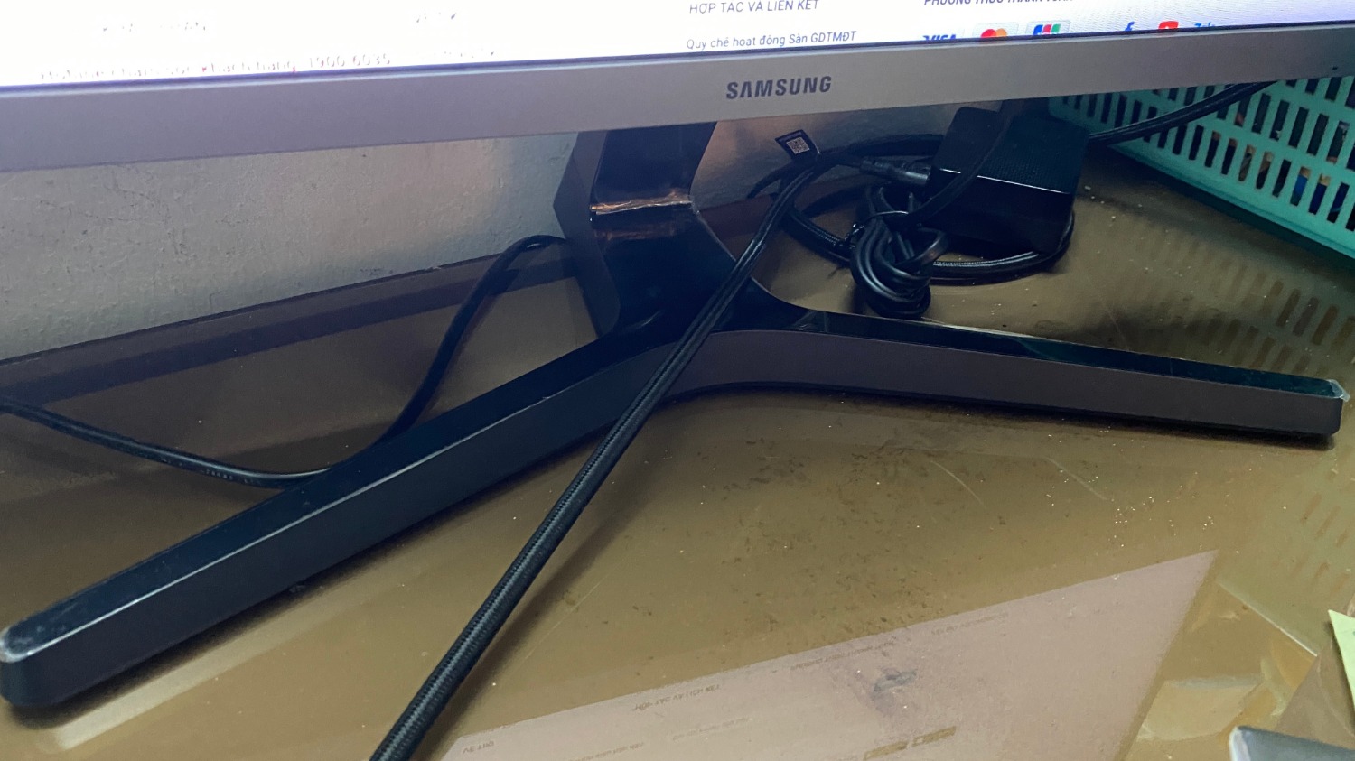 - Sang xịn mịn: cấu hình ổn, phù hợp với mục đích công việc của mình 
- Giá vừa sức : May check đc deal giá hợp lý, mua liền tay kẻo mất deal ngon 
- Giao nhanh chóng mặt: đặt hôm chủ nhật, báo dự kiến thứ 4 giao hơi buồn, mà ai ngờ thứ Hai giao rồi. Có đồ để làm việc mùa Work from home này luôn.

Cảm ơn Tiki nhé :D