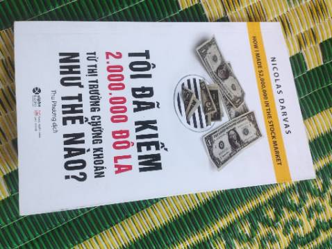 Khá thất vọng về chất lượng sách, bìa ngoài thì bẩn, cũ. Bên trong thì bị tẩy mờ như sách dùng rồi