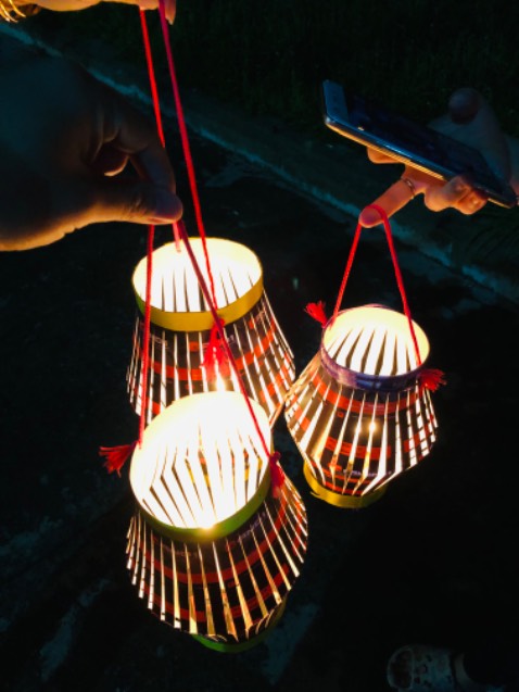 Giấy thấm nước rất tốt, dai không bị rách khi thấm nước, tiện lợi, dùng đã lắm