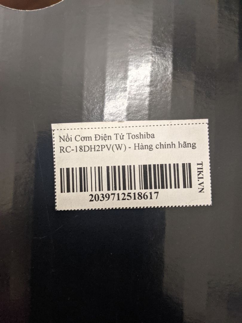 Tiki giao hàng nhanh, đặt tối qua thì sáng nay nhận được. lúc xem hàng thù thấy made in china chứ k phải made in Thailand, nhưng nhập mã máy để bảo hành thì đúng hàng chuẩn hãng nên cũng yên tâm hơn. tối nay nấu thử xem chất lượng nồi ra sao. còn cảm nhận là các nắp nồi, nút bấm khá chắc chắn, mẫu mã đẹp. Tiki giao hàng nhanh, đặt tối qua thì sáng nay nhận được. lúc xem hàng thù thấy made in china chứ k phải made in Thailand, nhưng nhập mã máy để bảo hành thì đúng hàng chuẩn hãng nên cũng yên tâm hơn. tối nay nấu thử xem chất lượng nồi ra sao. còn cảm nhận là các nắp nồi, nút bấm khá chắc chắn, mẫu mã đẹp.