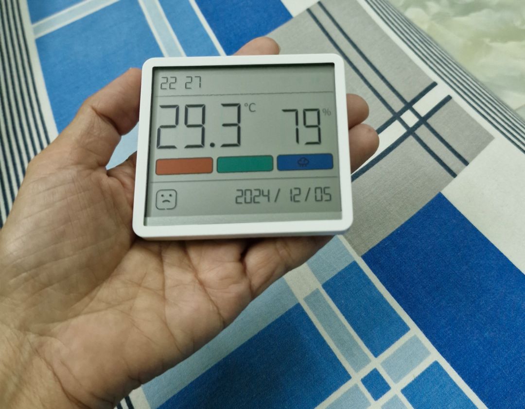 Đóng gói cẩn thận, mẫu mã đẹp, có vẻ chắc chắn