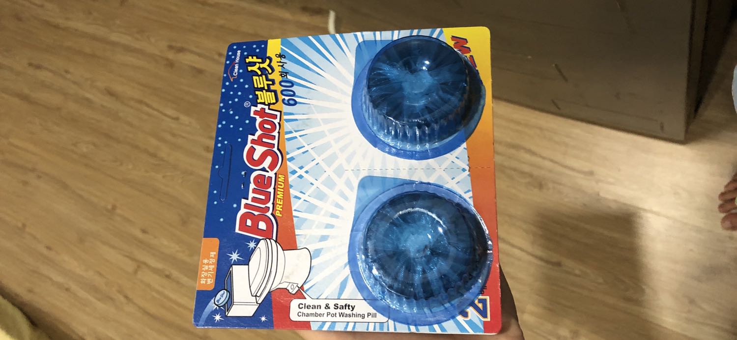 1 cục xài tầm 1 tháng. Xài đc lâu, tốt, sạch bồn cầu