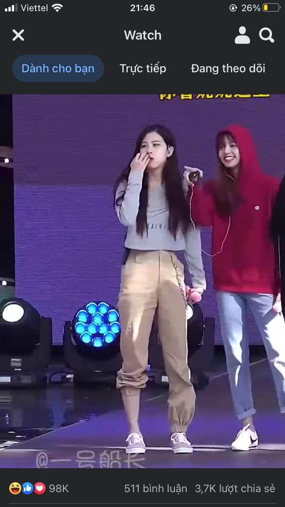 Sách được bao bọc kic tuy nhiên mỏng k phù hợp giá tiền 😂😂😂