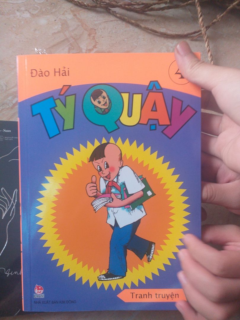 Tiki sale nên mua giao hàng thì cực nhanh tối qua đặt sáng nay đã có sách thì chất lượng khỏi bàn huhu