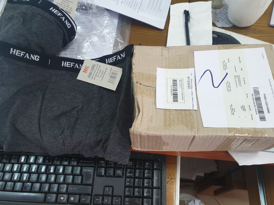 mua quần muji xuất khẩu nhật bản mà lại gửi nhầm cái này đề nghị kiểm tra nhà cung cap