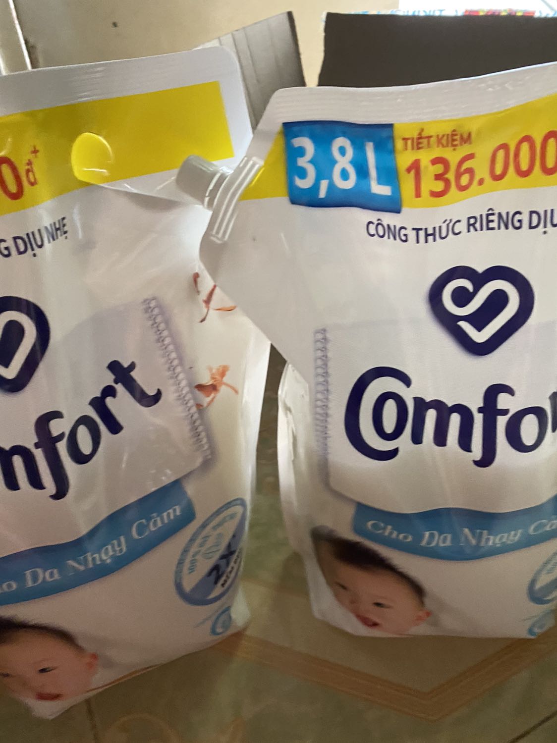 Giao hàng nhanh, shipper nhiệt tình, cám ơn tiki, mua rẻ mà còn nhận được quà nữa